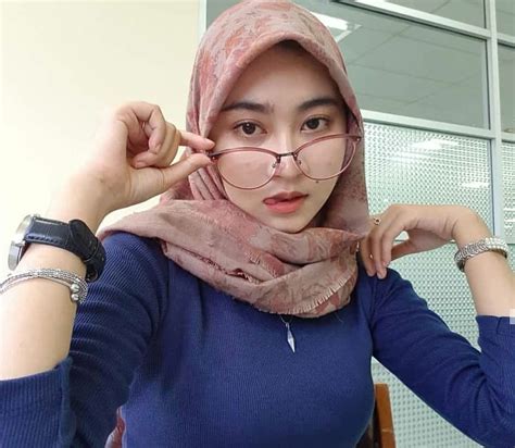 link bokep jilbab terbaru|Bokep Indo Abg binor jilbab udah sagne pake terong Viral Full。